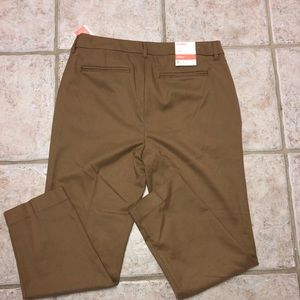 Old Navy Khaki Size 8 Harper